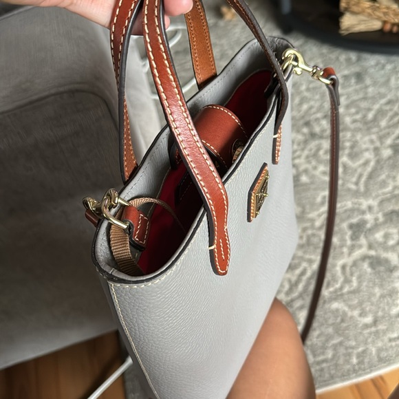 Dooney & Burke pebble grey Purse - Picture 3 of 7